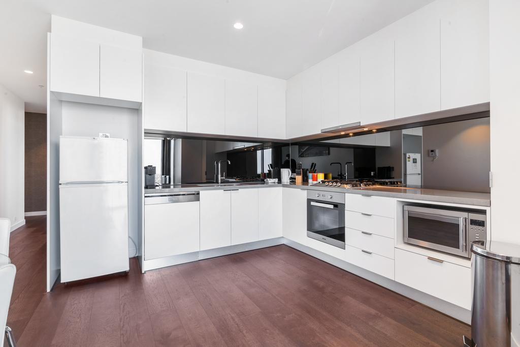 Mj Shortstay Apartments - Platinum Tower Melbourne Bagian luar foto